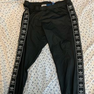 Women’s Adidas Leggings